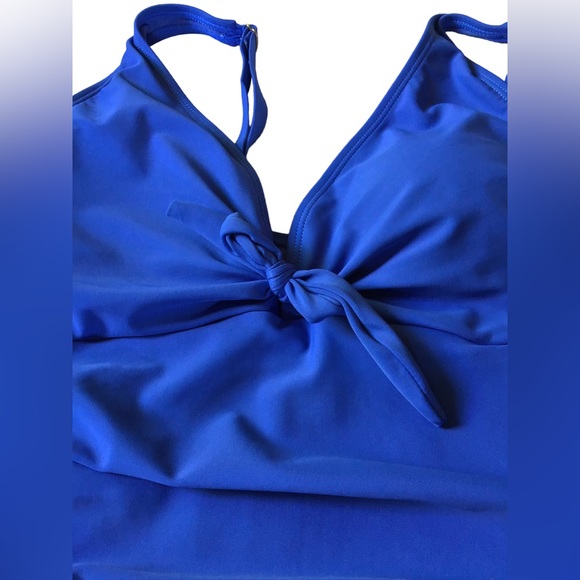 Nicole Miller Studio “NWT” $98 1 Piece Swimsuit 💖💖🌷🌷HOST PICK💖💖🌷🌷❣️❣️❣️ - Picture 5 of 10